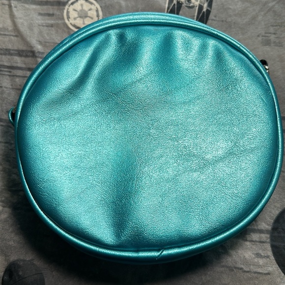 LOVE PAIN AND STICHES HANDCRAFTED SMALL HAPPY HOT PINK TEAL METALLIC CROSSBODY - Picture 5 of 10